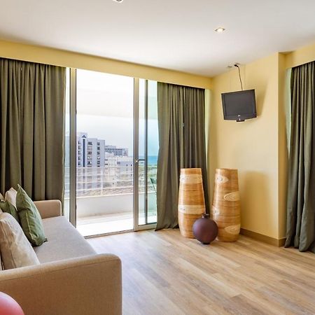 Divine Marina Apartment W/ Pool & Garden By Lovelystay Quarteira Dış mekan fotoğraf
