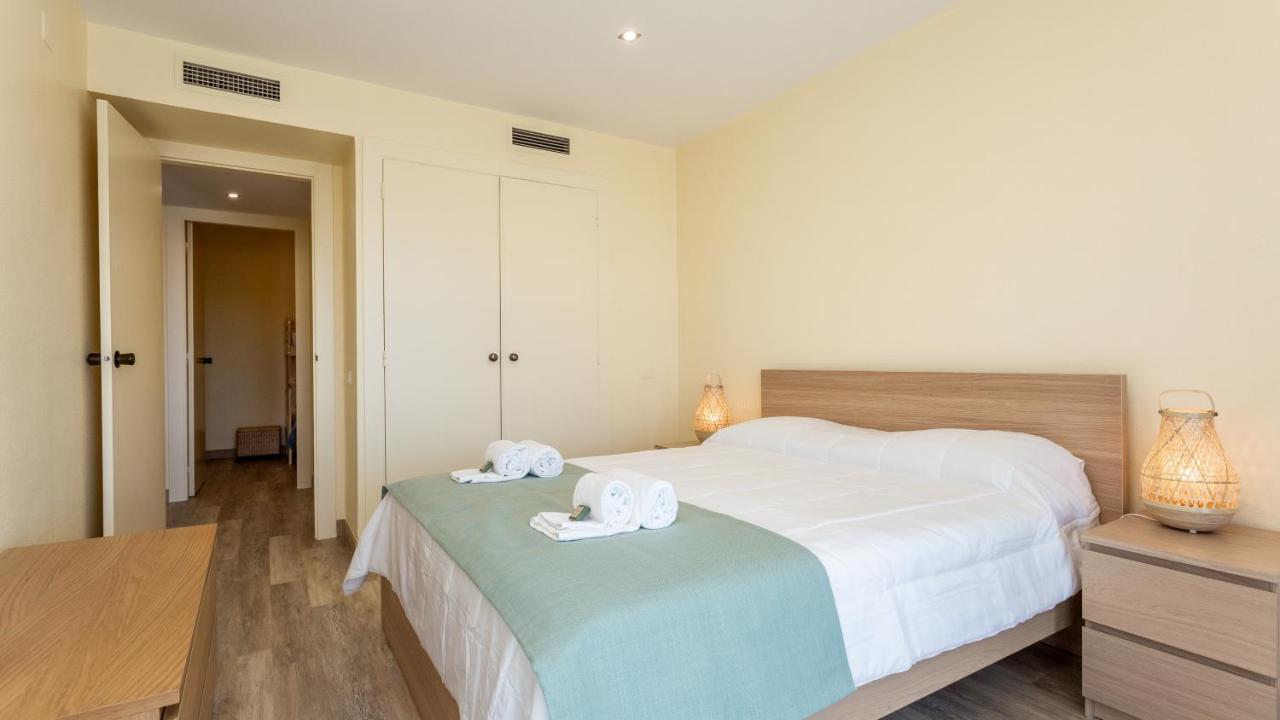 Divine Marina Apartment W/ Pool & Garden By Lovelystay Quarteira Dış mekan fotoğraf